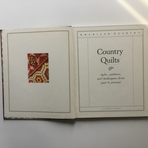 Vintage Book of Country Quilts - Picture 3 of 8